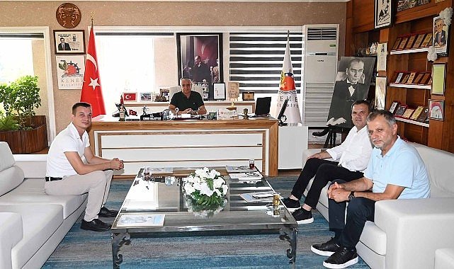 Belediye personelinden Başkan Topaloğlu’na veda ziyareti