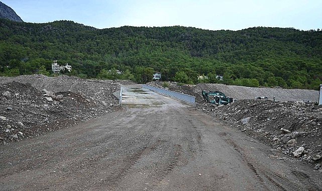 Çomaklar mevkisindeki köprü tamamlandı